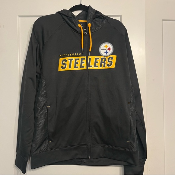 NWT Steelers Sweatshirt - Picture 1 of 3